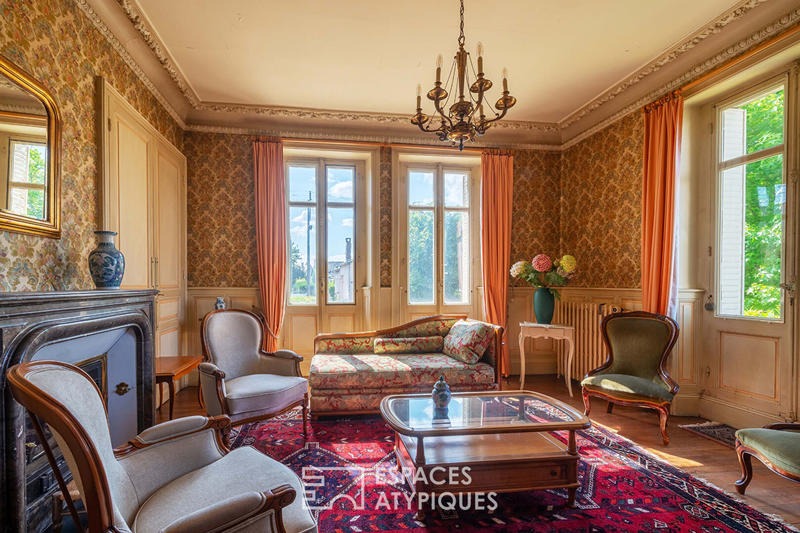 Maison - 213 m² - 8 pièces