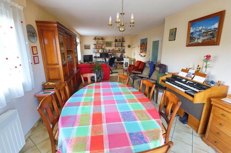 Maison - 160 m² - 8 pièces