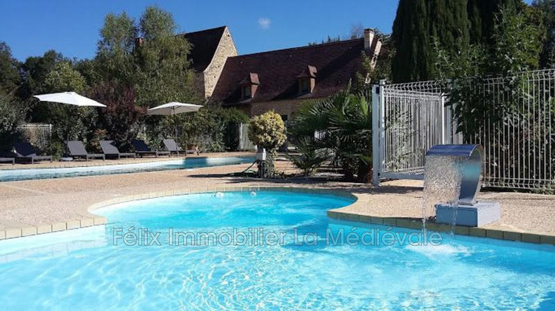 Maison - 136 m² - 6 pièces