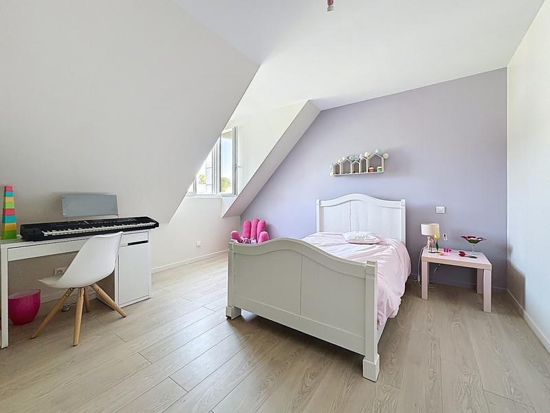 Villa - 256 m² - 9 pièces