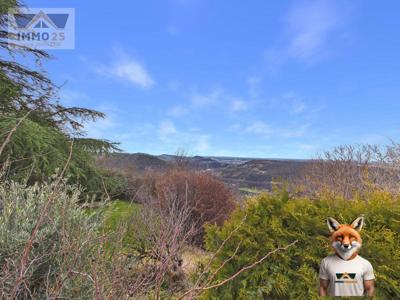 Maison - 323 m² - 7 pièces