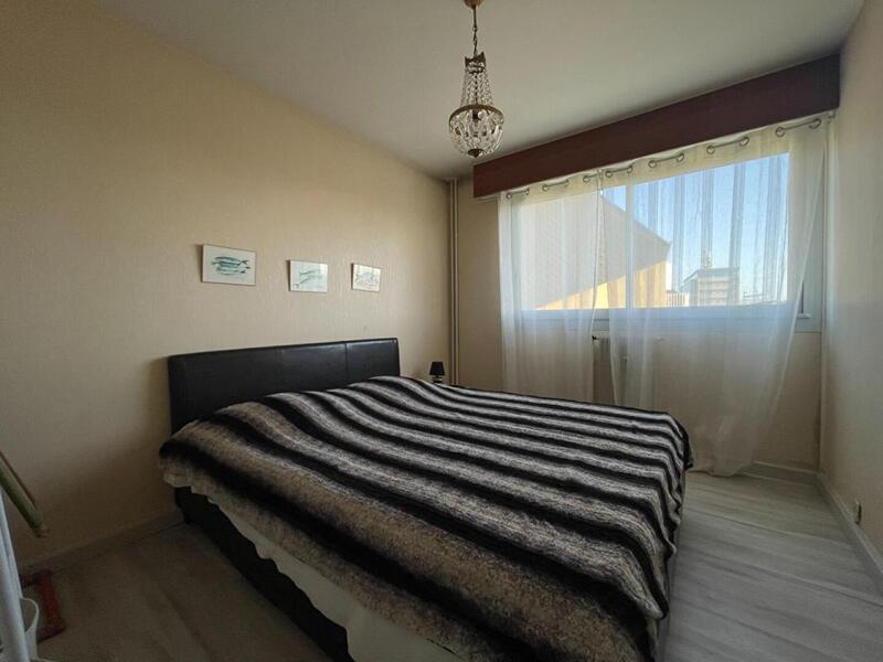 Appartement - 100 m² - 5 pièces