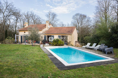 Maison ancienne - 208 m² - 6 pièces