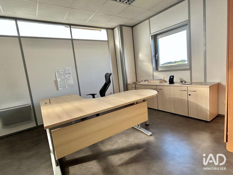 Local commercial - 233 m²