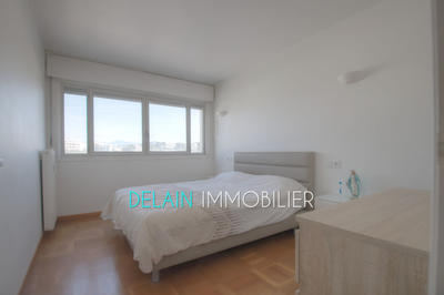 Appartement - 72 m² - 2 pièces