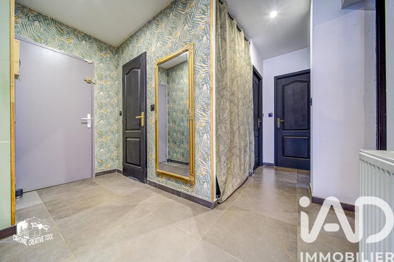 Appartement - 97 m² - 3 pièces