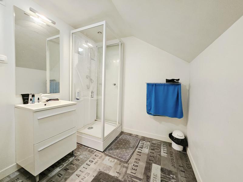 Villa - 262 m² - 13 pièces