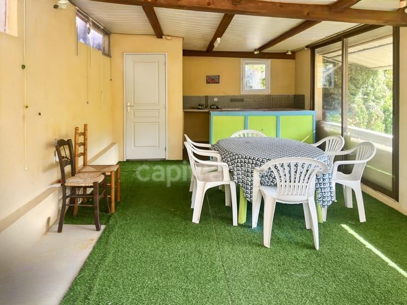 Maison - 80 m² - 5 pièces