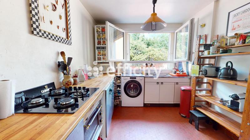 Maison - 110 m² - 6 pièces