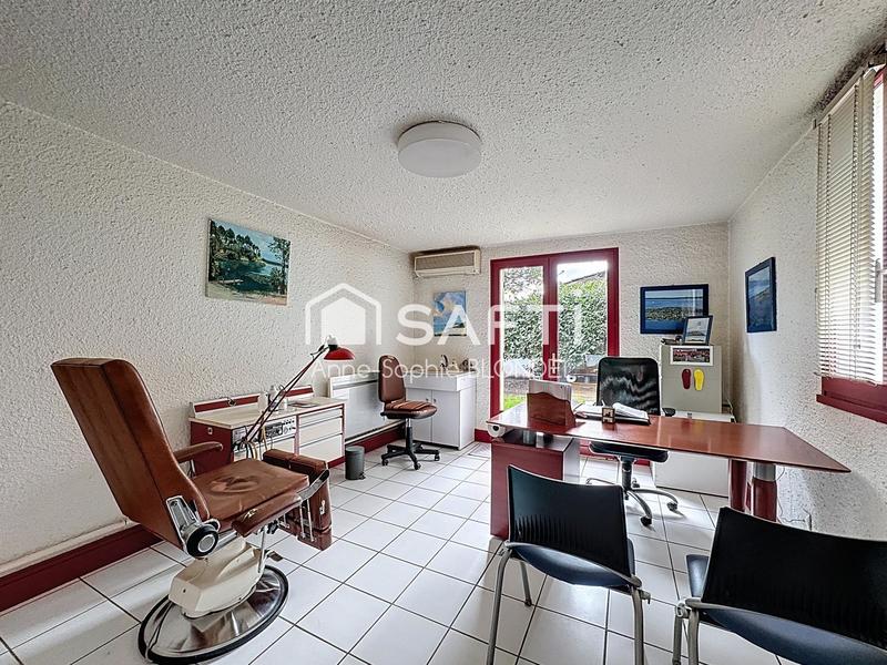 Maison - 200 m² - 5 pièces