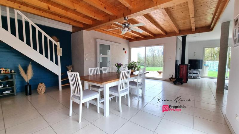 Maison - 185 m² - 8 pièces