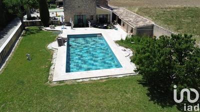 Maison - 195 m² - 7 pièces