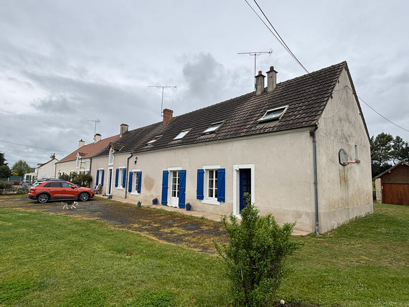 Maison - 275 m² - 12 pièces