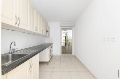 Appartement - 93 m² - 4 pièces