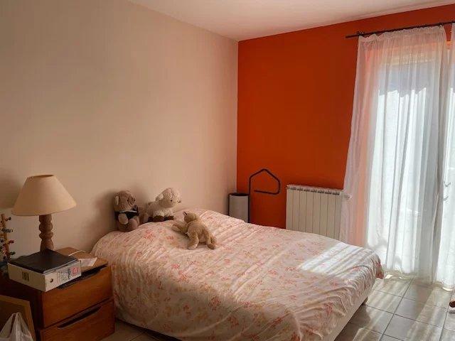 Maison - 275 m² - 7 pièces