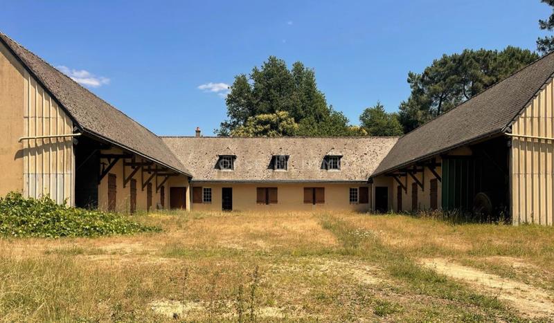 Haras - 303 m² - 10 pièces