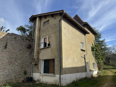 Maison - 95 m² - 4 pièces