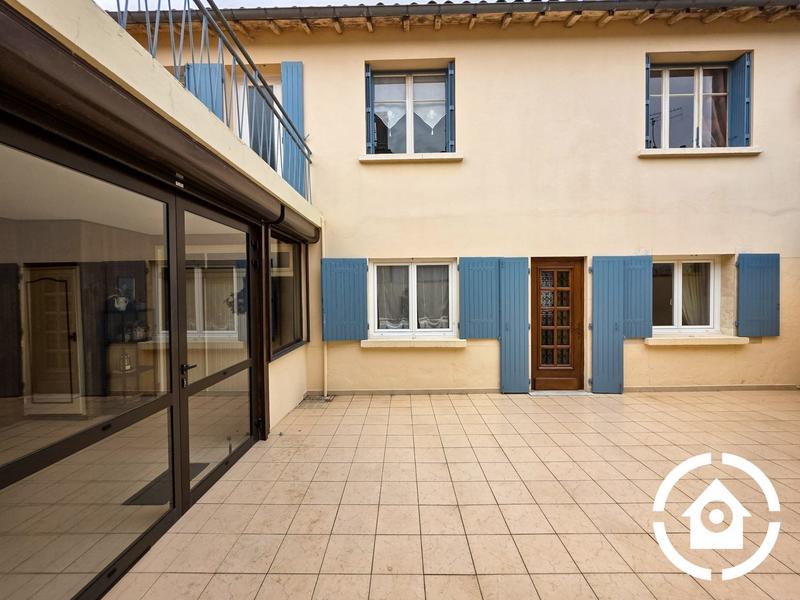 Maison - 147 m² - 7 pièces