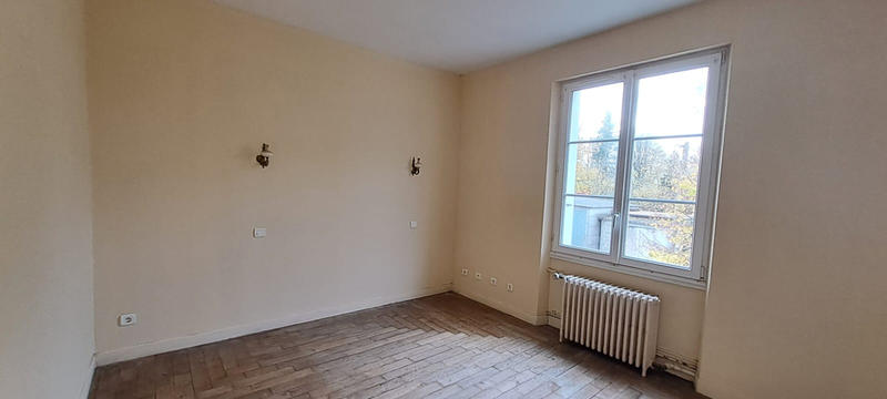 Maison - 94 m² - 5 pièces