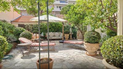 Appartement - 126 m² - 5 pièces