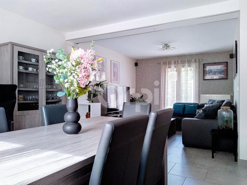 Maison - 110 m² - 5 pièces