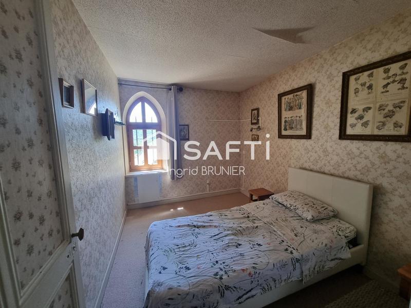 Maison - 257 m² - 9 pièces