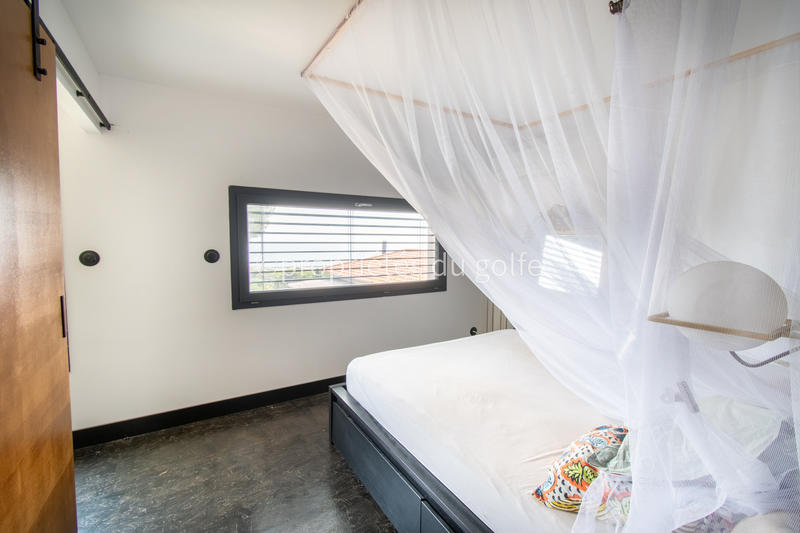 Maison - 169 m² - 6 pièces