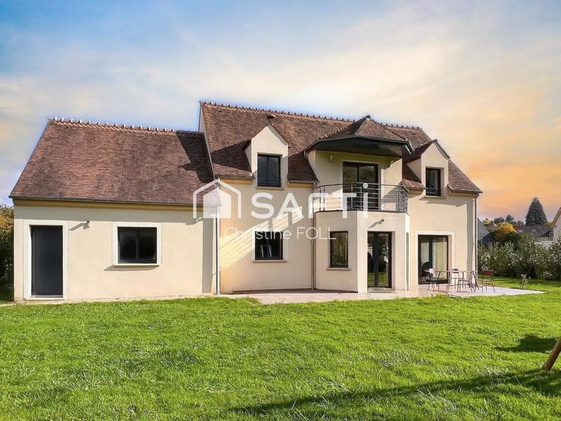Maison - 167 m² - 6 pièces