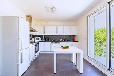 Villa - 220 m² - 10 pièces