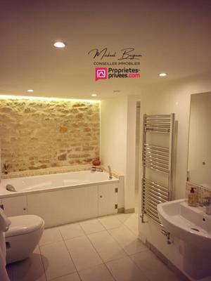 Maison - 197 m² - 8 pièces