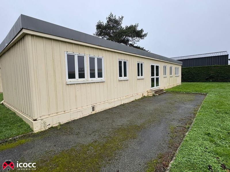 Local commercial - 320 m² - 15 pièces