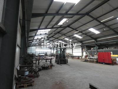 Bureau - 1 422 m² - 4 pièces