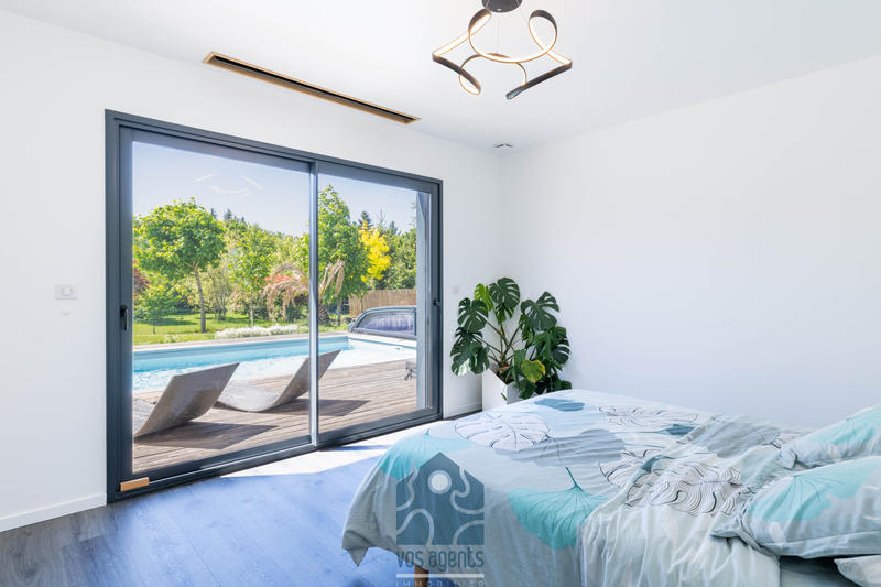 Maison - 160 m² - 5 pièces