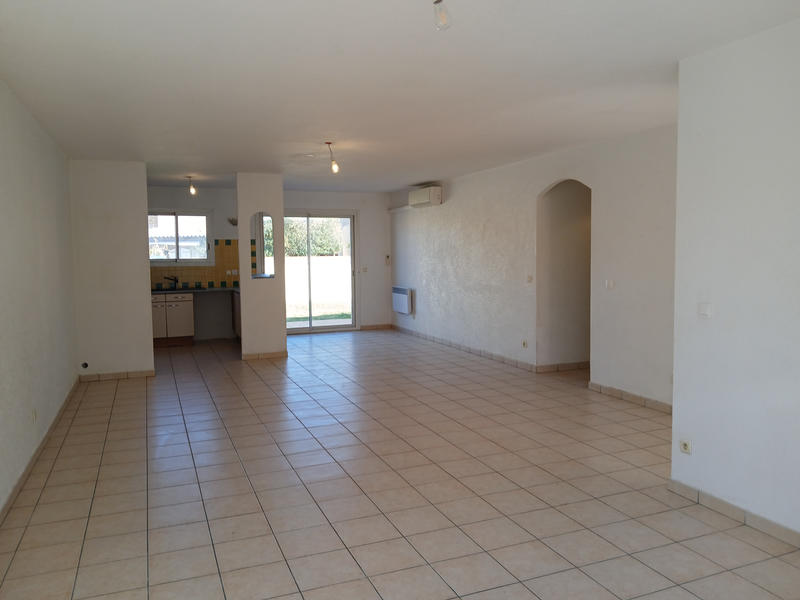 Maison - 104 m² - 4 pièces