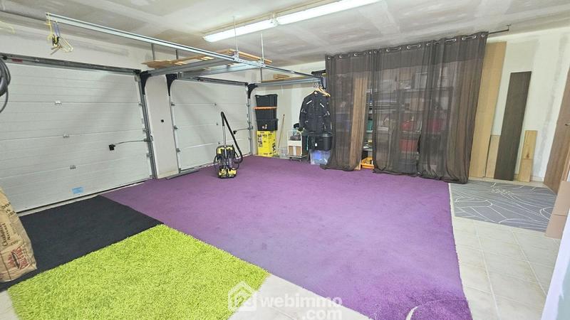 Maison - 203 m² - 8 pièces