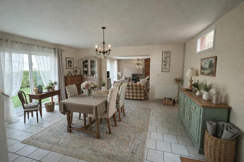 Maison - 230 m² - 8 pièces