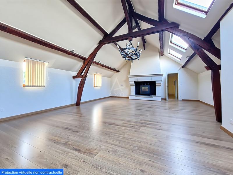 Maison - 575 m² - 16 pièces