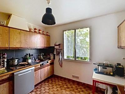 Maison - 123 m² - 8 pièces