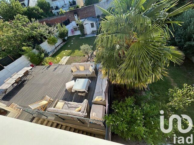 Maison - 121 m² - 5 pièces