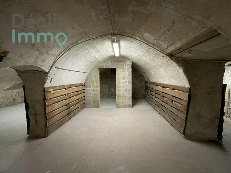 Local commercial - 197 m²