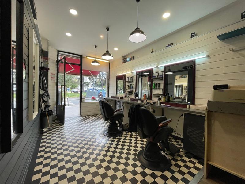 Local commercial - 30 m² - 1 pièce