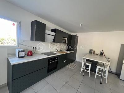 Appartement - 70 m² - 3 pièces