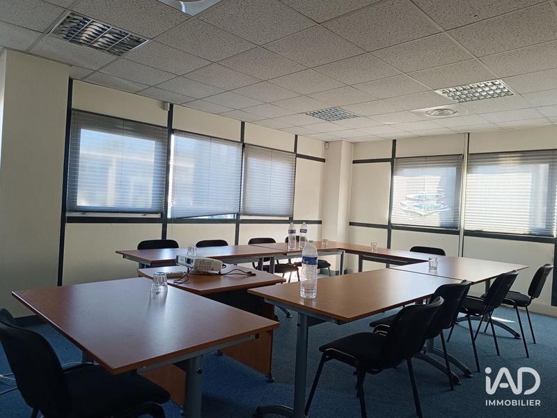 Bureau - 750 m²