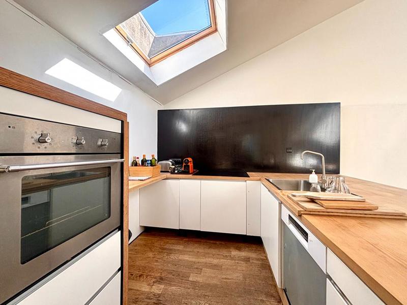 Local commercial - 352 m² - 6 pièces