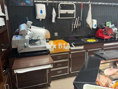 Fonds de commerce - 120 m²