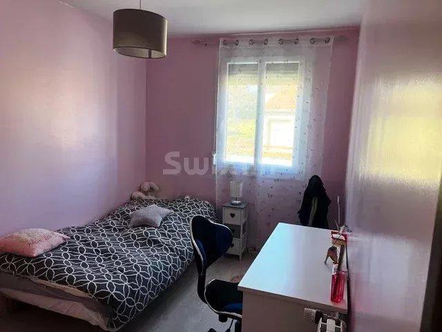 Maison - 94 m² - 5 pièces