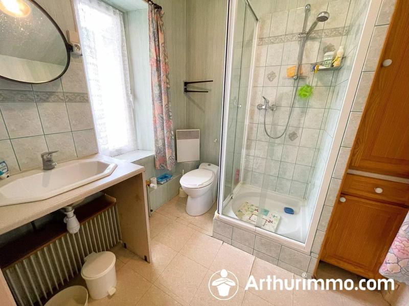 Maison - 122 m² - 5 pièces