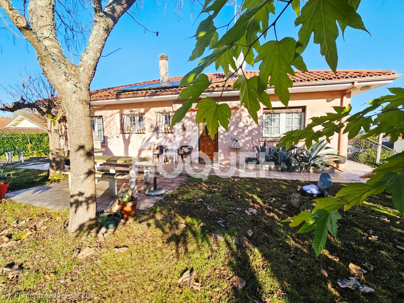 Maison - 80 m² - 4 pièces