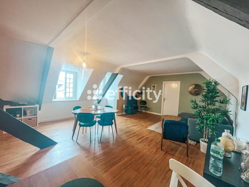 Appartement - 81 m² - 3 pièces