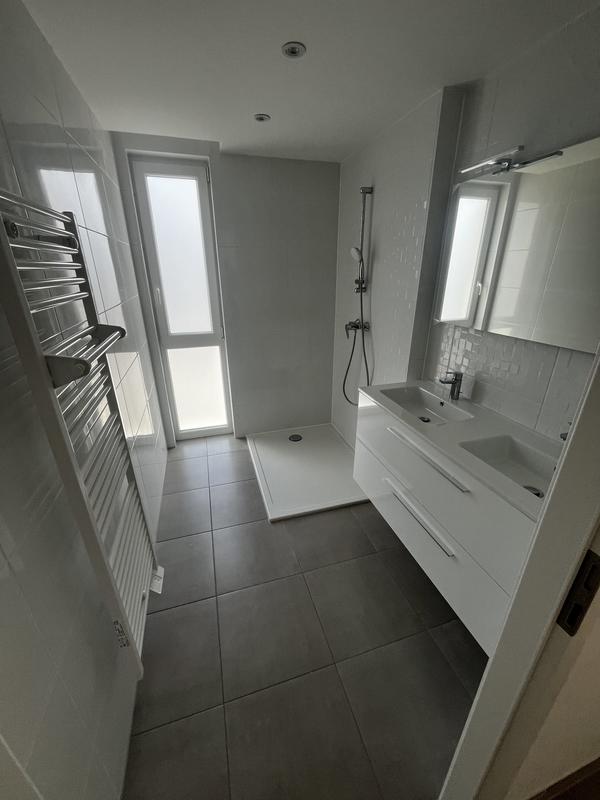 Appartement - 79 m² - 4 pièces